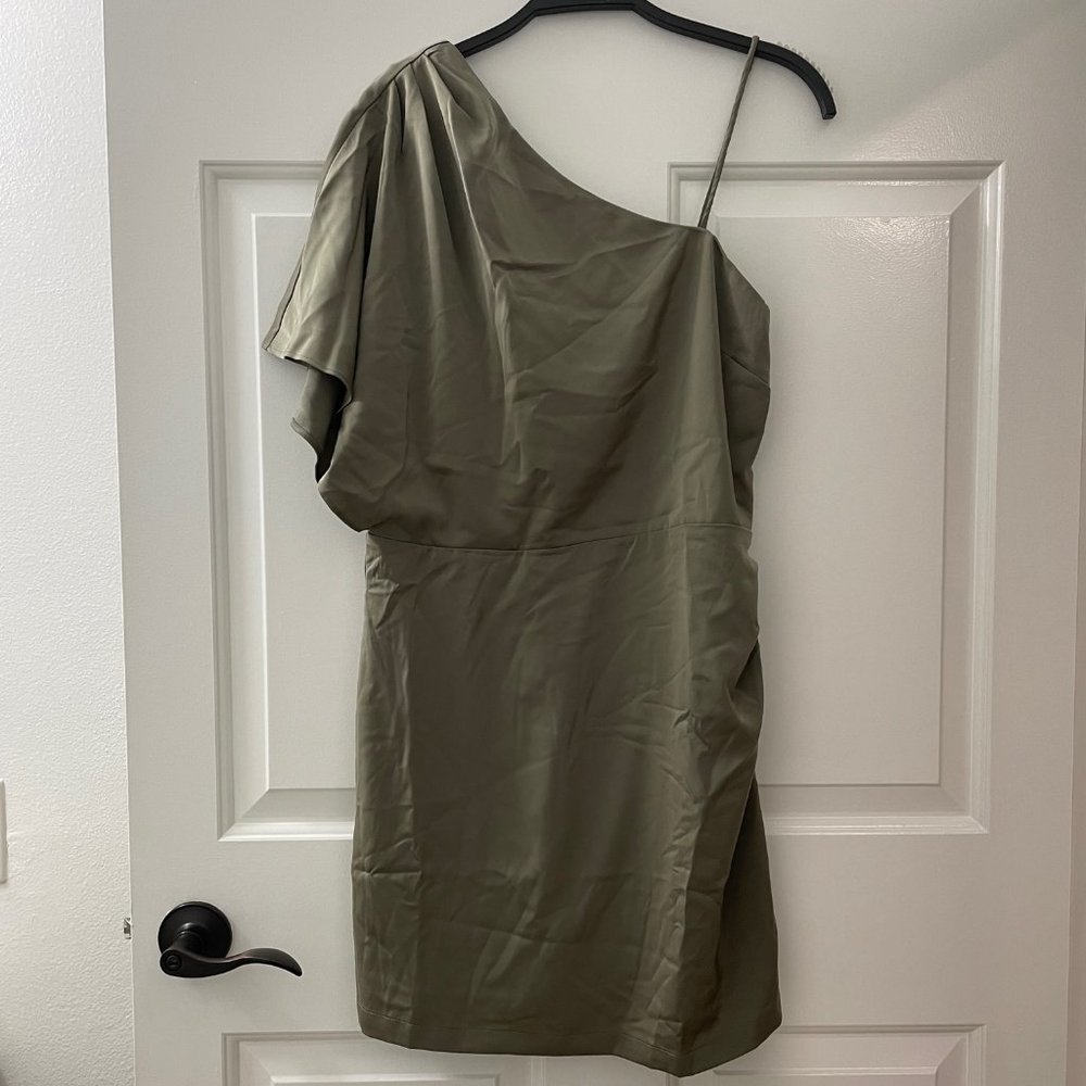 TCEC | NWOT | One Shoulder Asymmetrical Dress | S, M, L | Olive | CD01234